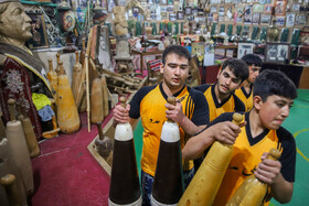 ورزشکاران در زورخانه پهلوان رستم، شهر توس قدیم - مشهد