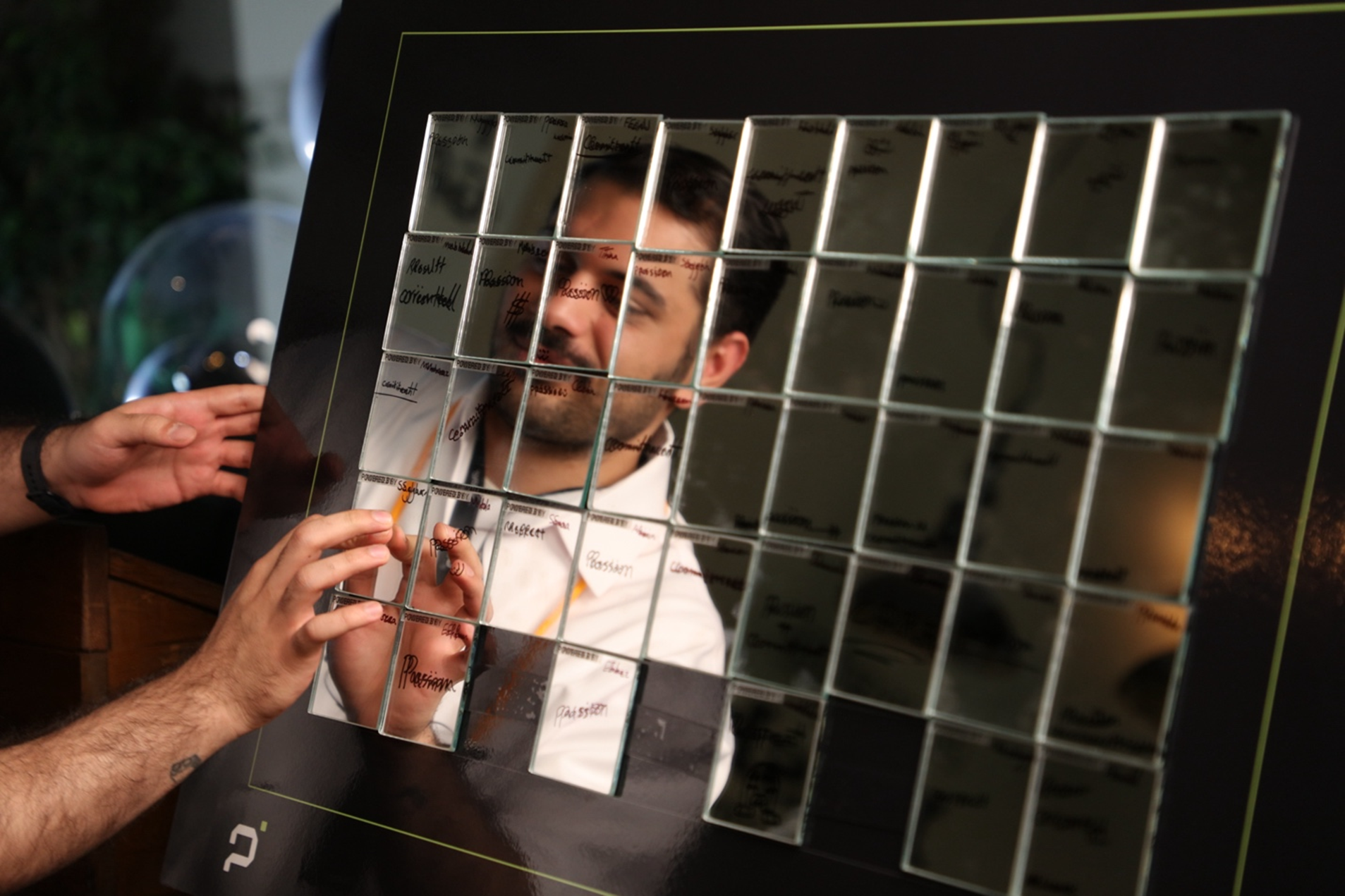 همکاری با ۵۰ برند و برگزاری ۱۲ کمپین موفق/ پلاتین دستاوردهای خود را جشن گرفت