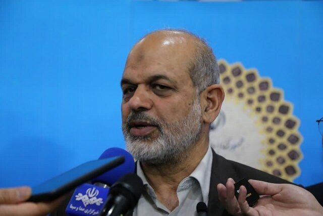وحیدی: آماده برگزاری انتخابات تمام الکترونیکی هستیم وحیدی: آماده برگزاری انتخابات تمام الکترونیکی هستیم