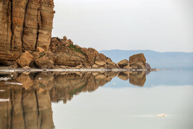  ساحل پرآب دریاچه ارومیه 