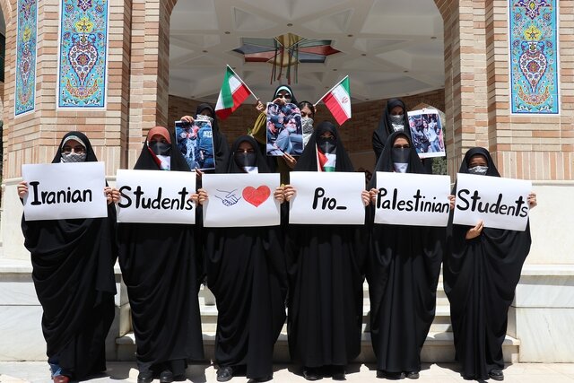 تجمع دانشگاهیان کرمانشاه در حمایت از دانشجویان آمریکایی