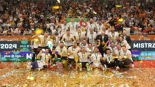 قهرمانی یاران تونیوتی در پلاسلیگا/ تیم لئون فاتح ایتالیا شد قهرمانی یاران تونیوتی در پلاسلیگا/ تیم لئون فاتح ایتالیا شد