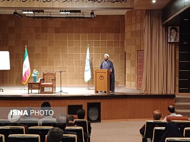 دورههای آموزشی نماز در دستگاههای اجرایی چهارمحالوبختیاری برگزار میشود دورههای آموزشی نماز در دستگاههای اجرایی چهارمحالوبختیاری برگزار میشود