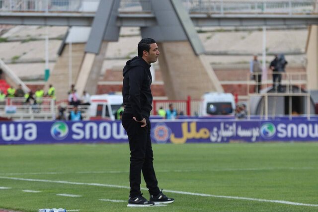 جنجال جواد در قائمشهر/ نکونام: ببینید چه بلایی سر استقلال آوردند! جنجال جواد در قائمشهر/ نکونام: ببینید چه بلایی سر استقلال آوردند!