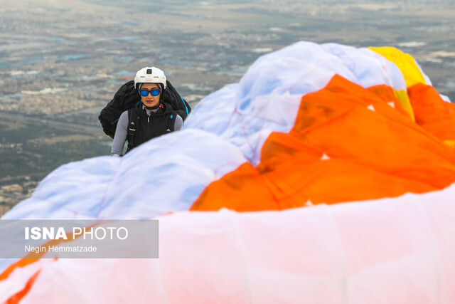 پرواز با بالهای برزنتی!