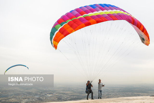 پرواز با بالهای برزنتی!