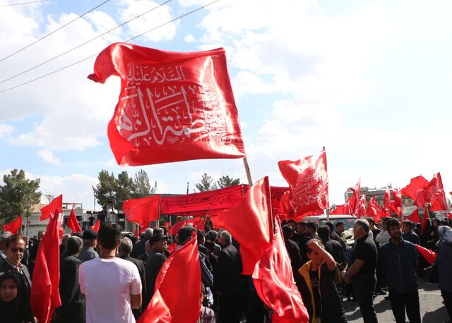 پیکر شهید گمنام در حسینیه نخل رفسنجان آرام گرفت