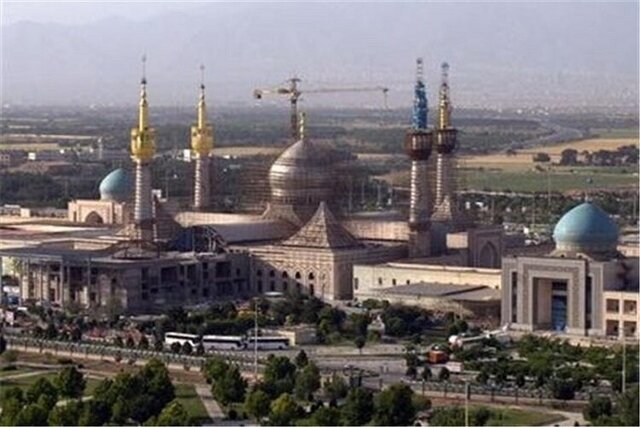 ۴۰۰۰ زائر از کردستان به حرم امام خمینی(ره) اعزام میشوند ۴۰۰۰ زائر از کردستان به حرم امام خمینی(ره) اعزام میشوند