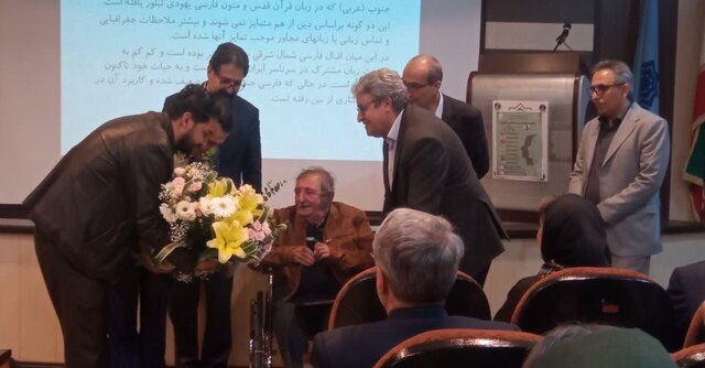 آیین بزرگداشت استاد ذکاوتی در همدان برگزار شد