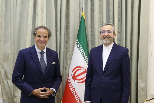 دیدار باقری و گروسی در تهران تاکید معاون وزیر خارجه بر ضرورت بیطرفی و حرفهای گری آژانس بینالمللی انرژی اتمی