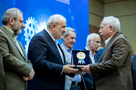 تجلیل از پیشکسوتان صنعت در سی و دومین همایش بین‌المللی مهندسان مکانیک ایران