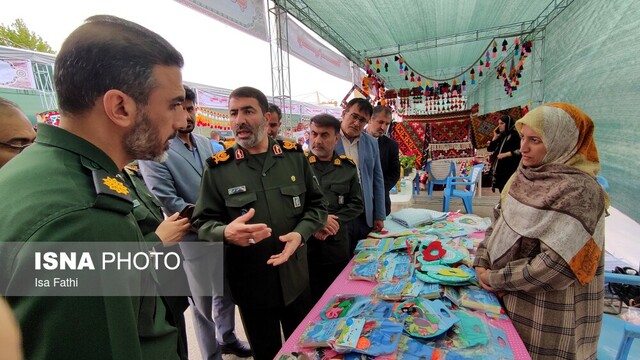افتتاح نمایشگاه عرضه محصولات اقتصاد مقاومتی بسیج سازندگی سپاه فتح کهگیلویه و بویراحمد