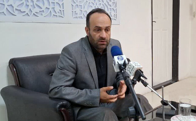 شیرینزاد: پزشکیان جوان گرایی را در دستور کار خود قرار دهد شیرینزاد: پزشکیان جوان گرایی را در دستور کار خود قرار دهد