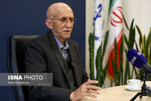 تورم ۵۰ درصدی؛ چگونه با افزایش ۲۰ درصدی حقوق میخواهیم معیشت مردم را تامین کنیم؟