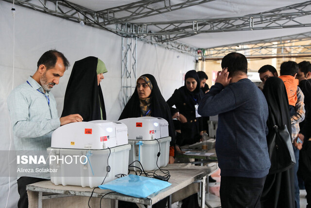 شور انتخاباتی نیازمند تبیین و آگاهی بخشی است شور انتخاباتی نیازمند تبیین و آگاهی بخشی است