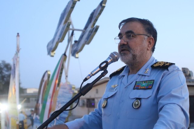 امیر سرتیپ واحدی: آینده ارتش و ایران اسلامی دست جوانان است امیر سرتیپ واحدی: آینده ارتش و ایران اسلامی دست جوانان است