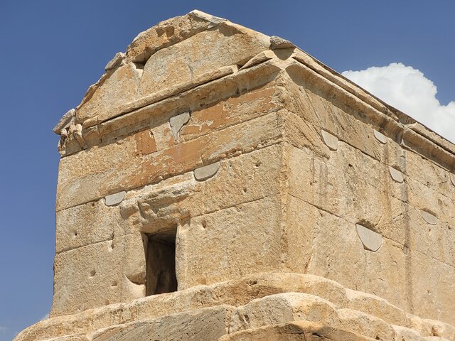 ابهامهایی درباره آرامگاه کوروش + ویدئو