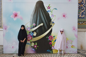 همایش دختران جامعه عشایری در حرم شاهچراغ - شیراز