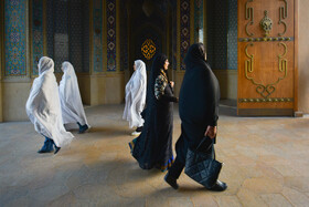 همایش دختران جامعه عشایری در حرم شاهچراغ - شیراز