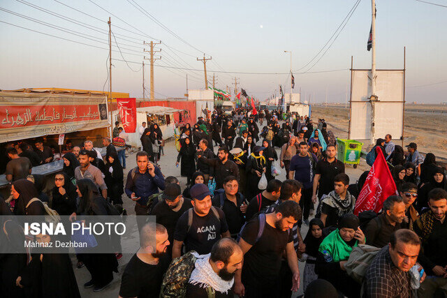 عکس از آرشیو تعداد متقاضیان سفر اربعین در خراسان رضوی از ۶۶ هزار نفر عبور کرد