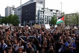 تجمع دانشجویان و کارمندان دانشگاه آمستردام هلند در حمایت از مردم فلسطین
