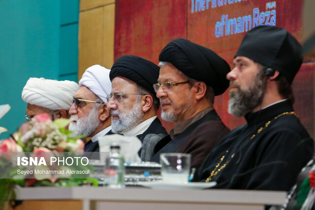 همه باید تامل بیشتری برای شناسایی ابعاد فکری، فرهنگی و معنوی ائمه(ع) داشته باشند همه باید تامل بیشتری برای شناسایی ابعاد فکری، فرهنگی و معنوی ائمه(ع) داشته باشند