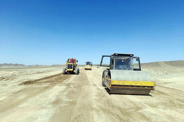 ساخت ۳۷ کیلومتر بزرگراه در مسیر میرجاوه- زاهدان- بم