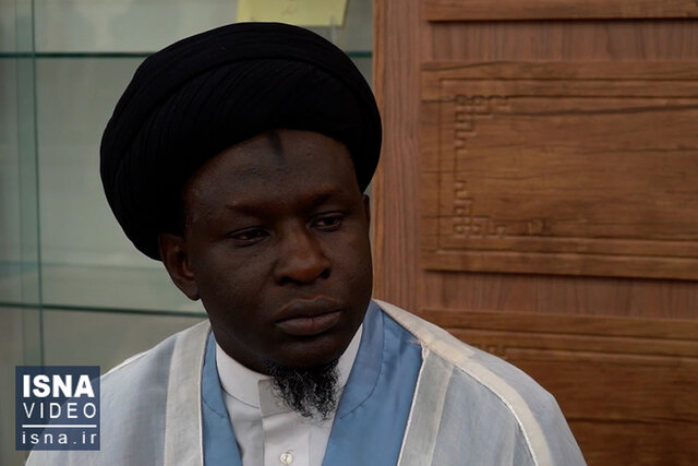 ویدیو/ عشق به امام رضا(ع) در قلب آفریقا ویدیو/ عشق به امام رضا(ع) در قلب آفریقا