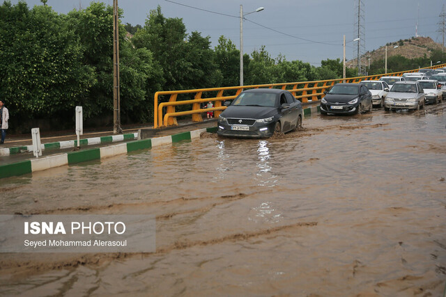 برخی اصرار دارند منازل خود را در مسیر سیلاب و ناامن بسازند برخی اصرار دارند منازل خود را در مسیر سیلاب و ناامن بسازند