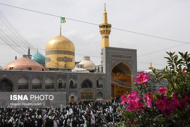 جایگاه والدین در سیره رضوی جایگاه والدین در سیره رضوی