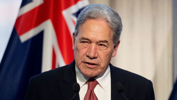 وزیر خارجه نیوزیلند نیوزیلند: به رسمیت شناختن کشور فلسطین را بررسی میکنیم