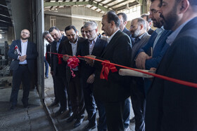 افتتاح واحد تولیدی بنیان موتور سهند توسط دهقان، معاون حقوقی رئیس جمهور