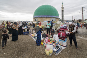 در حاشیه مراسم نکوداشت زاد روز شاعر ترکمن ؛ مختومقلی فراغی