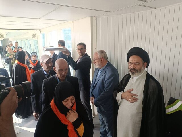 نماینده ولی فقیه در امور حج و زیارت به عربستان رفت