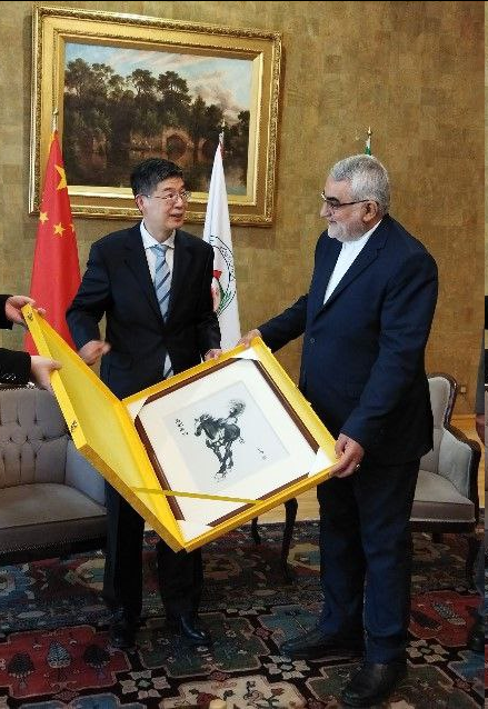 قدردانی سفیر چین از موضع ایران در مساله تایوان/ بروجردی: چین قرارداد شیطنتآمیز امضا نکند