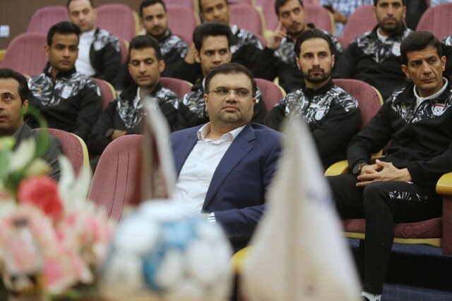دستیار خارجی که شمسایی معرفی کرد میخواست فقط سرمربی باشد! دستیار خارجی که شمسایی معرفی کرد میخواست فقط سرمربی باشد!