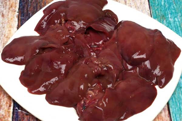 عکس تزیینی است. آیا مصرف جگر خام باعث رفع کمخونی می شود؟