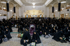 عزاداری زائران کریمه اهل بیت (س) در سوگ سید ابراهیم ِرئیسی، و همراهان 