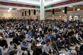 عزاداری زائران کریمه اهل بیت (س) در سوگ سید ابراهیم ِرئیسی، و همراهان 