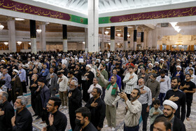 عزاداری زائران کریمه اهل بیت (س) در سوگ سید ابراهیم ِرئیسی، و همراهان 