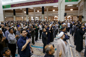 عزاداری زائران کریمه اهل بیت (س) در سوگ سید ابراهیم ِرئیسی، و همراهان 