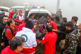 مراحل پایانی امدادرسانی به حادثه سقوط بالگرد رئیس جمهوری و انتقال پیکر شهدا