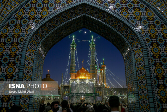 تجلی حضور حماسی جان‌فدایان ایران در شب میلاد بانوی کرامت در قم