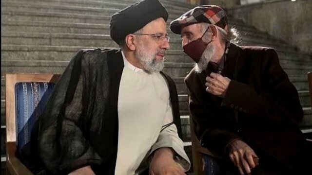 بازنشر چند قاب از دیدار هنرمندان با شهید ابراهیم رئیسی