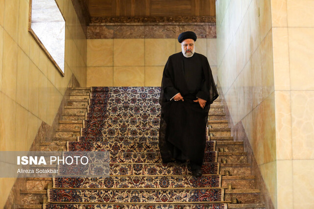 خاطره گرهگشایی سیدالشهدای خدمت در گلستان فراموش نمیشود خاطره گرهگشایی سیدالشهدای خدمت در گلستان فراموش نمیشود