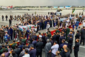 استقبال از پیکر شهید آیت الله سیدابراهیم رییسی رییس جمهور ایران و یاران شهیدش (شهدای خدمت) در فرودگاه مهرآباد