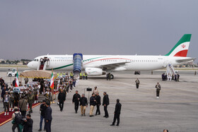 استقبال از پیکر شهید آیت الله سیدابراهیم رییسی رییس جمهور ایران و یاران شهیدش (شهدای خدمت) در فرودگاه مهرآباد