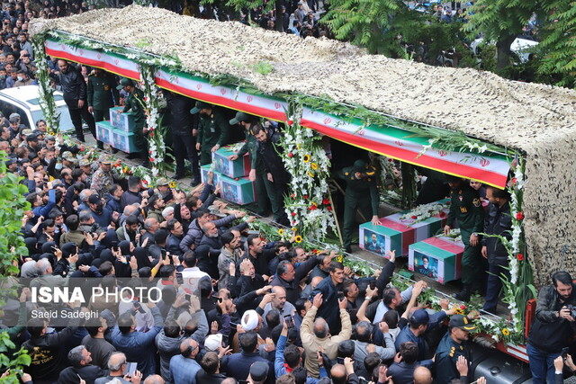 مراسم تشییع پیکر شهدای خدمت در تبریز تشریح تمهیدات ترافیکی تهران برای تشییع پیکر آیتالله رئیسی/ اعمال محدودیتها از ۴ صبح چهارشنبه