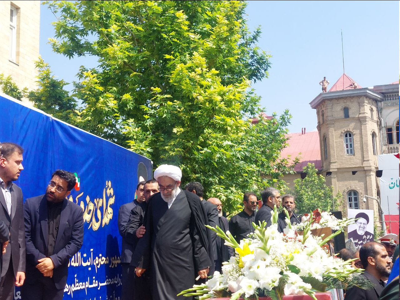 تشییع باشکوه پیکر شهید امیرعبداللهیان در وزارت خارجه