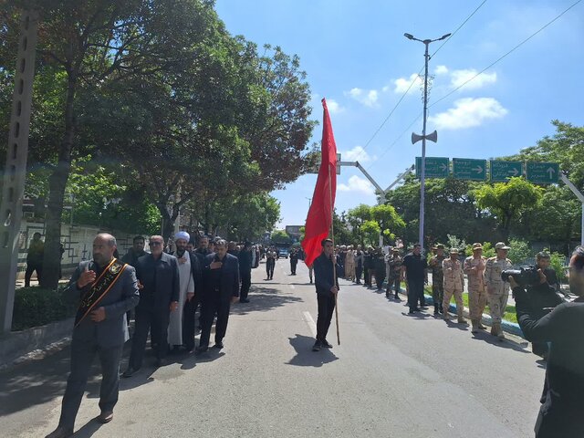 عزاداری ۶ کیلومتری مردم خوی برای رییس جمهور شهید